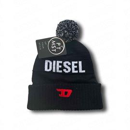 کلاه بافت پوم دار دیزل